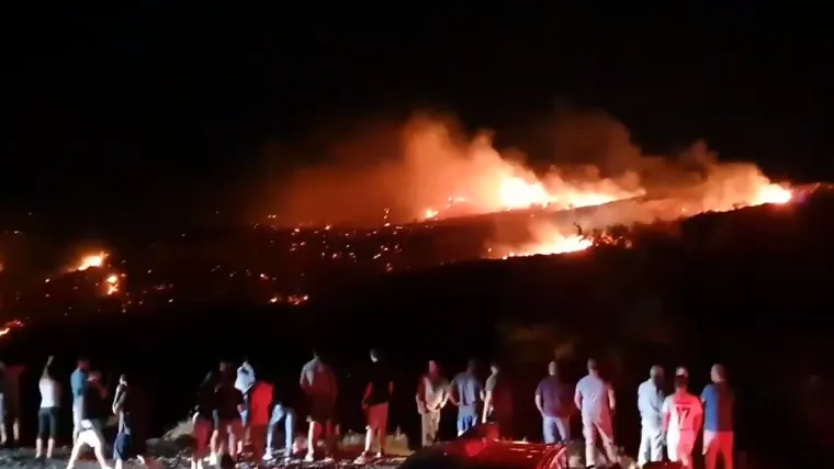 Ugledali su svjetlo na nebu, a onda su odjeknule eksplozije: Raketa pala na Cipar, vjerojatno je ruska