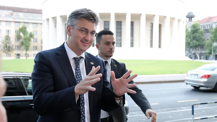 Novinari su ga pitali &scaron;to sad s HNS-om? Njegov odgovor će ih upla&scaron;iti