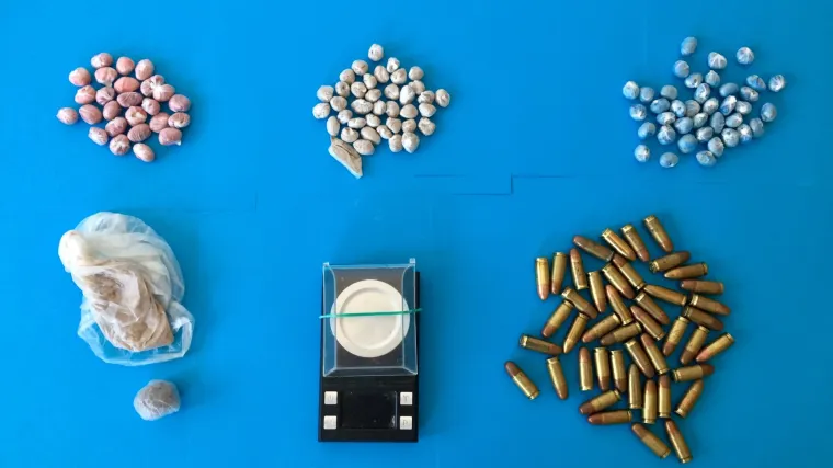 U Splitu pronađena veća količina heroina, ali i streljivo, kod Krapine uhvaćen s marihuanom...