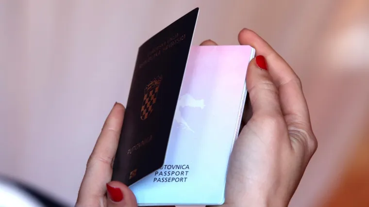 Ovo su najmoćnije putovnice na svijetu: Japan i Singapur na vrhu, a evo gdje je Hrvatska