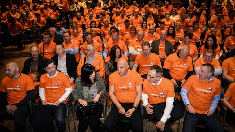 HNS i HDZ: Tko se tuče, taj se voli! Je li stvarno do&scaron;lo vrijeme rastanku?!