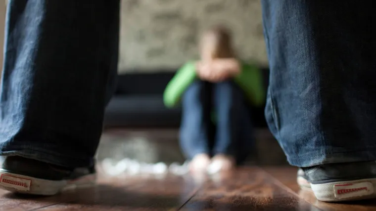 Biv&scaron;i se lani sa susjedima iživljavao nad njom, o&scaron;i&scaron;ali su je metalnim &scaron;karama