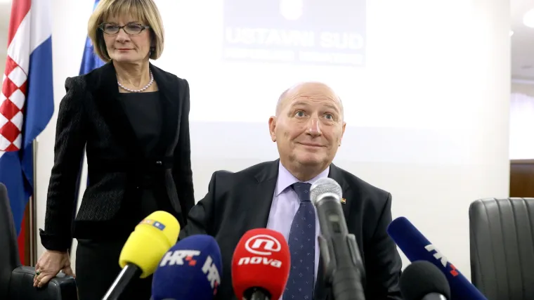 Ustavni sud: 'Granice prihvatljive kritike su šire kod političara nego kod privatnih osoba'