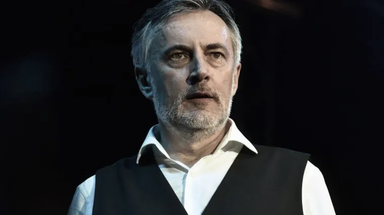 Pjevač, zabavljač, gospodarstvenik i političar! Koliko poznajte lik i djelo Miroslava &Scaron;kore?