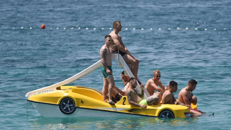 Turističke brojke za 12 dana srpnja: U privatnom smje&scaron;taju gotovo 10 posto gostiju manje nego lani!