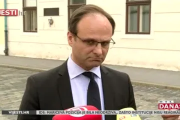 'Premijerov plan je da se obrati kada bude imao gotovu križaljku rekonstruirane Vlade'