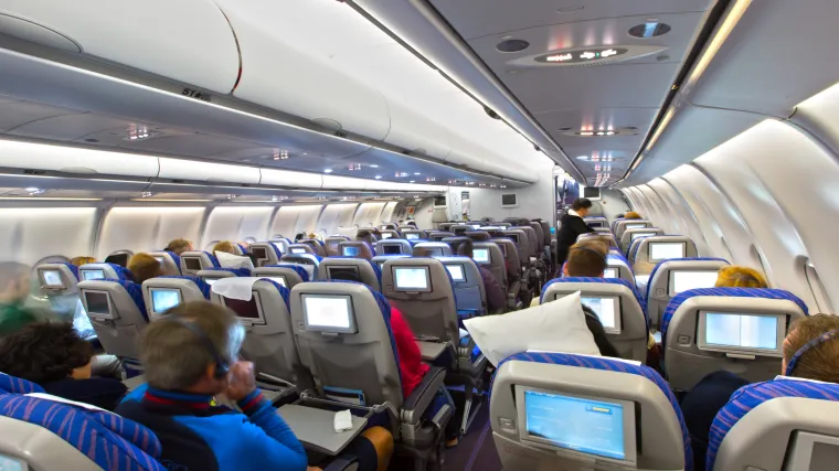 Napravio je gnjusnu stvar u avionu i zgrozio putnike! Neki su zahtijevali da ga uhvati Interpol