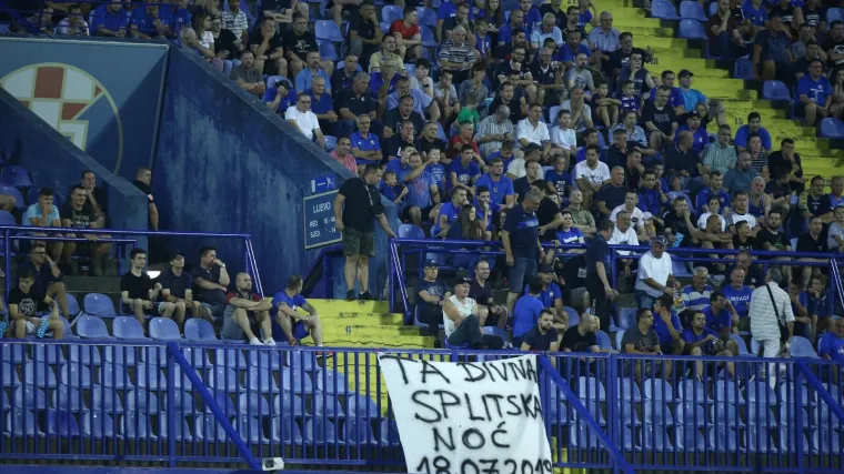 Pogledajte kako su se navijači na Maksimiru narugali Splićanima