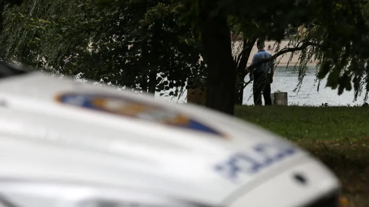 Utopio se kupač, Hitna ga je dugo poku&scaron;avala reanimirati, ali nisu uspjeli