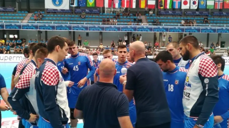 Svi ostali u čudu, Dominiković negodovao: Hrvatske rukometa&scaron;e predstavili kao - Srbe