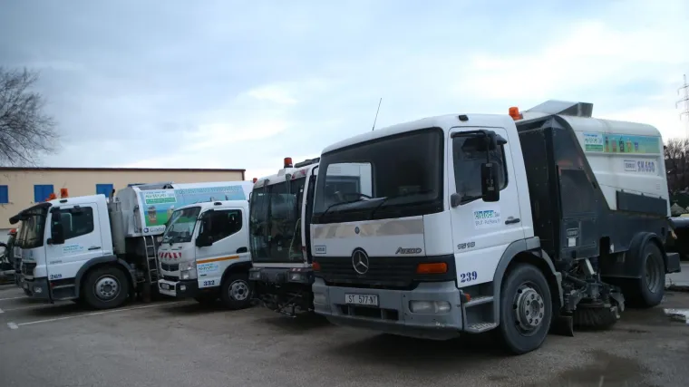 USKOK 'če&scaron;lja' Čistoću u Splitu: Bagerima otkopavali sanirani otpad i rupe punili &scaron;utom?!