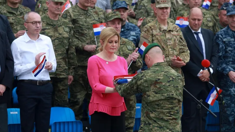 Predsjednica kaže da se Hrvatska brani u Afganistanu: Mi je pitamo - od koga i zbog čega?!