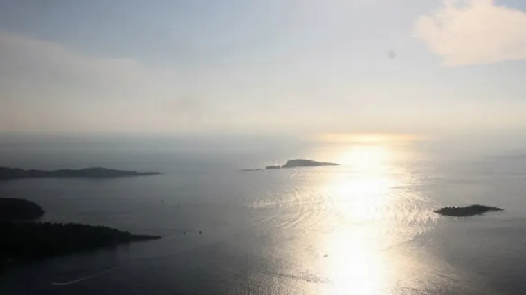 Otok Škarda: maleni otočić idealan za odmor