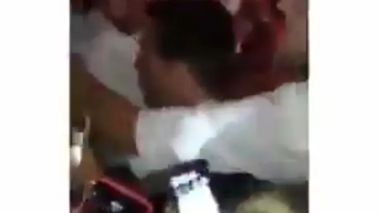 Messi jedva izvukao živu glavu, za&scaron;titari spa&scaron;avali Argentinca, pojavila se i snimka incidenta