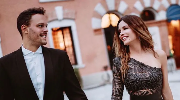 Neke je ganula do suza riječima, a neke ubojitim prorezom