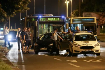 Incident u ZET-ovom autobusu: Migrant nožem prijetio putnicima? Priveden je na policiju