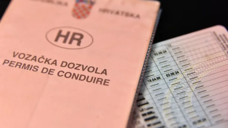 Ovdje provjerite status svoje vozačke dozvole