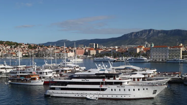 Jako nevrijeme odvojilo ga od obale