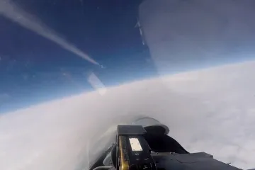 Pogledajte snimku iz kokpita