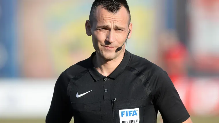 "Prišli su mi s leđa i počeli me udarati po glavi. Pao sam, a oni su nastavili...."
