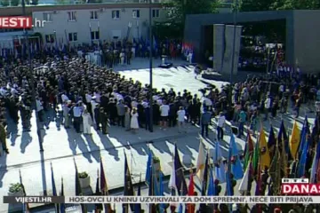 Državni vrh na proslavi u Kninu: 'Bez Oluje i hrvatskih branitelja ne bi bilo ni ovakve Hrvatske'