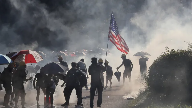 Kina prijeti prosvjednicima u Hong Kongu: 'Poku&scaron;aji igranja vatrom mogli bi im se obiti o glavu'
