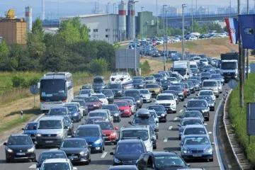Prometne nesreće na A3 i A6: Vozi se usporeno i uz ograničenje brzine
