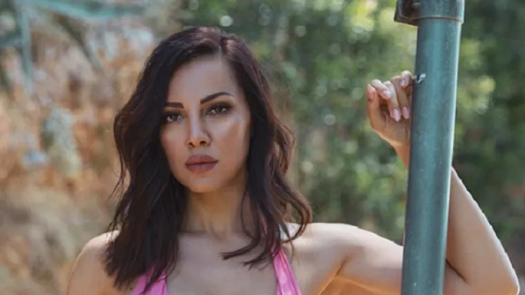 'Ženo, sru&scaron;ila si Instagram'