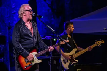 'Pjesma je bitna jer ona direktno ulazi u srca ljudi, neovisno o jeziku'