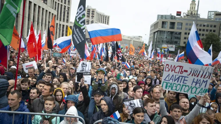 U Moskvi: 50.000 okupljenih tražilo slobodne izbore: 'Dosta ste nam lagali. Dajte nam pravo glasa'