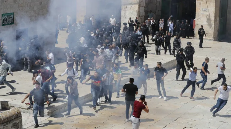 Izraelska policija rastjerala Palestince koji su slavili Kurban-bajram