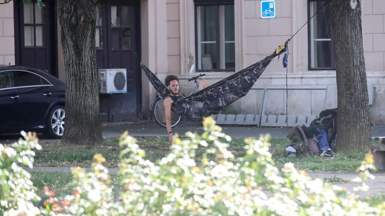 Centar Zagreba ili šumica uz plažu na Jadranu? Turist jednim potezom iznenadio sve...