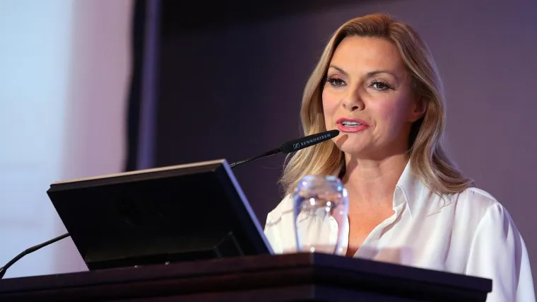 Napali je zbog Tesle, ona ih 'poklopila'