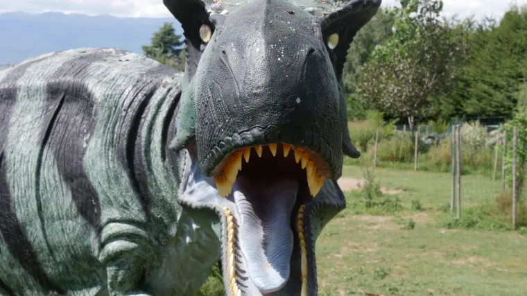 Kako su podijeljene vrste dinosaura i koji su najopasniji dinosauri?