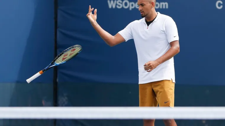 Razbijao rekete, svađao se, vrijeđao suca, publiku gađao cipelama....