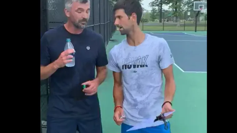 'Desno jaje je namjerno veće...'