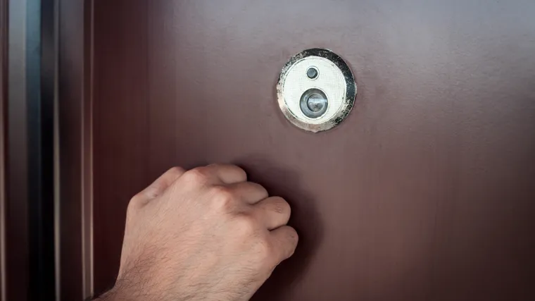 Policija upozorava građane: Pokucaju li vam ovi ljudi na vrata, odmah zovite 192!