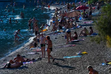 Švercaju se da ne bi platili pregled, doktori pucaju po šavovima