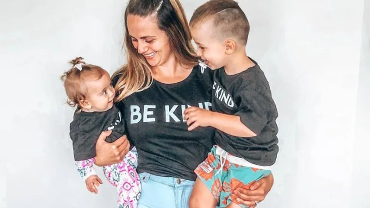 Mama podijelila emotivnu fotografiju koja pokazuje stvarnost roditeljstva i zaradila stotine pohvala