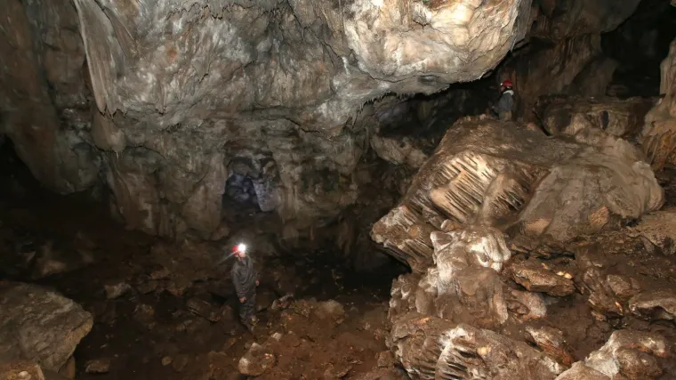 Velika akcija spa&scaron;avanja dvojice speleologa u Poljskoj: &Scaron;pilja je poplavljena, raste zabrinutost