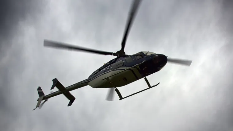 Privatni helikopter udario u električne vodove i pao u more: Pronađena tijela dvojice mu&scaron;karaca