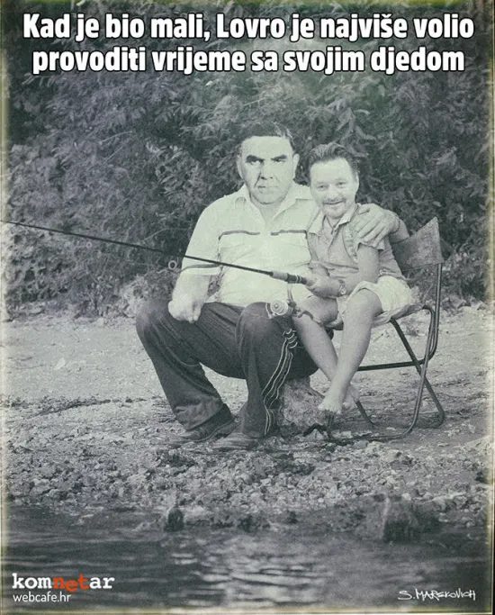 Sliku drži na kaminu