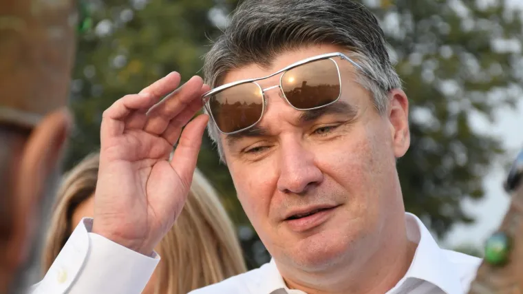 'Ne znam da li da ovo kažem, ali reći ću...'