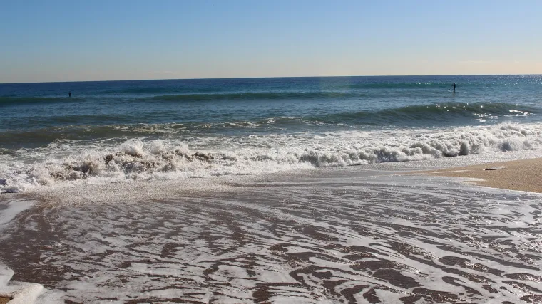 Zbog bombe iz građanskog rata evakuirana jedna od najpopularnijih plaža u Barceloni