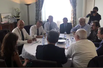 Zarif napustio Biarritz: Nepoznato je li postignut napredak u smanjivanju napetosti