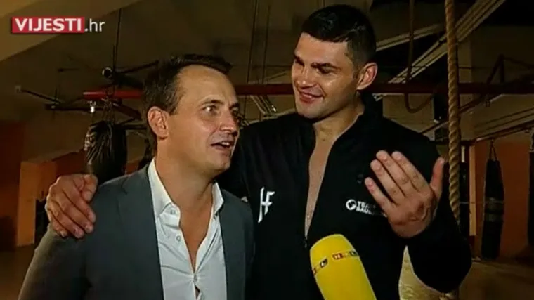 Hrgović promotoru Sauerlandu: 'Dat ćemo hrvatskoj publici dobru borbu i veliko ime. Je li tako?'