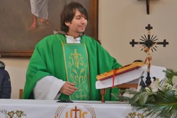 Nije uzeo osobne stvari, a njegov auto pronađen je ispred župnog ureda