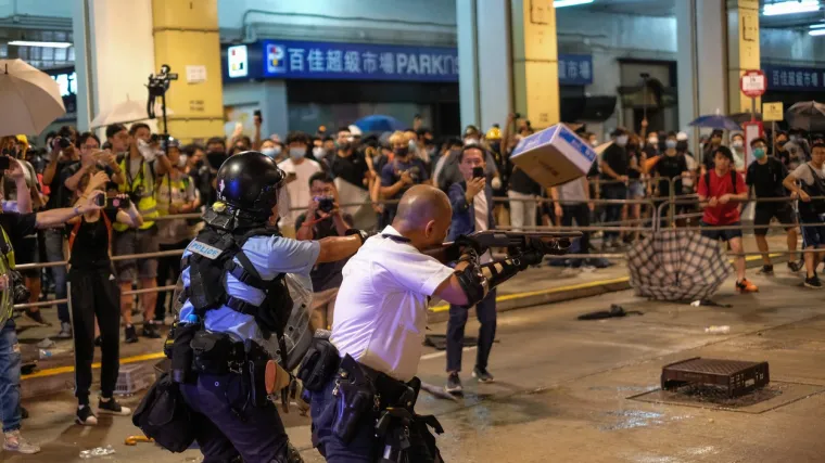 Hongkong&scaron;ka policija uhitila 29 prosvjednika nakon sukoba