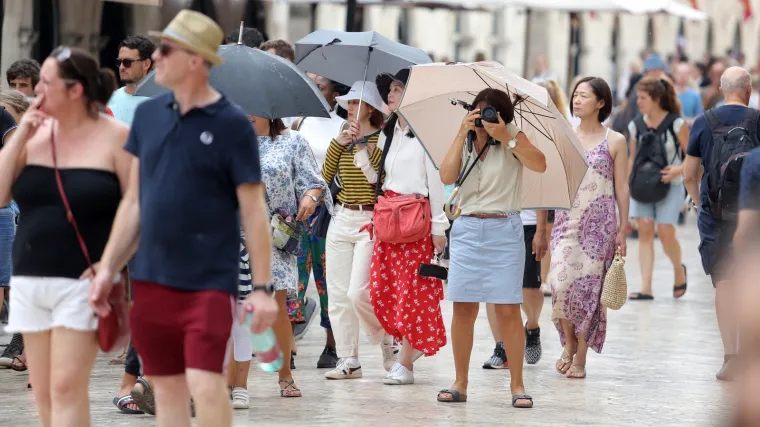 'Poljaci sa sobom nose i salvete, Nijemci vole fjaku': Iznajmljivači otkrili kakvi su turisti u Hrvatskoj