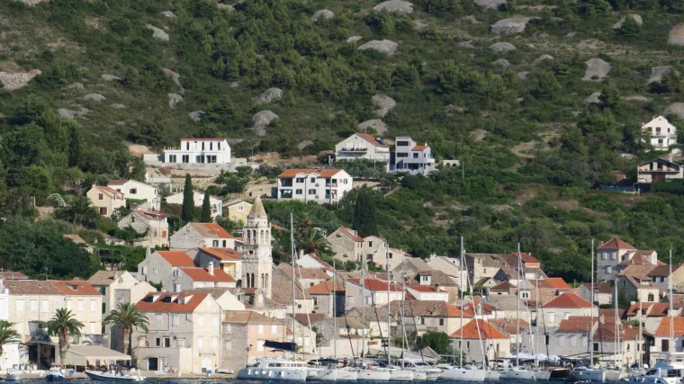 Turistkinja iz Poljske preminula nakon ronjenja: Pozlilo joj nakon izrona i nisu je mogli spasiti